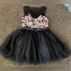Black Floral Applique Tulle Dress size 16 see measurements in pics